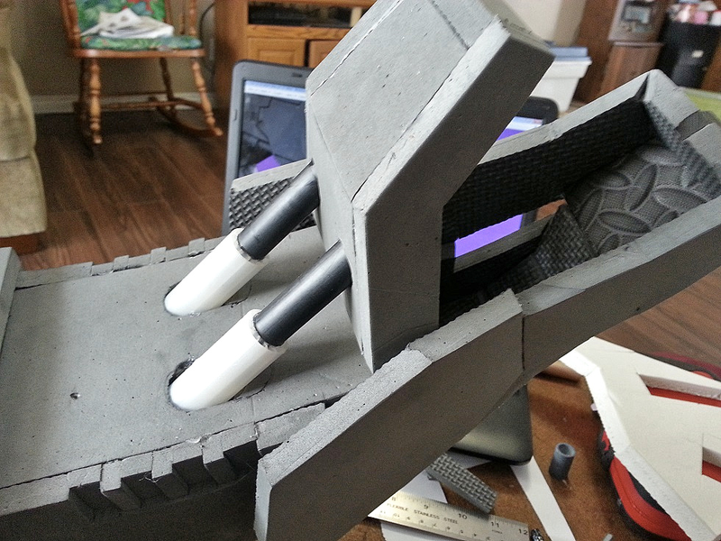 Illustration for article titled The Best Pet Ever Is a Life-Size Version of Ravage From Transformers